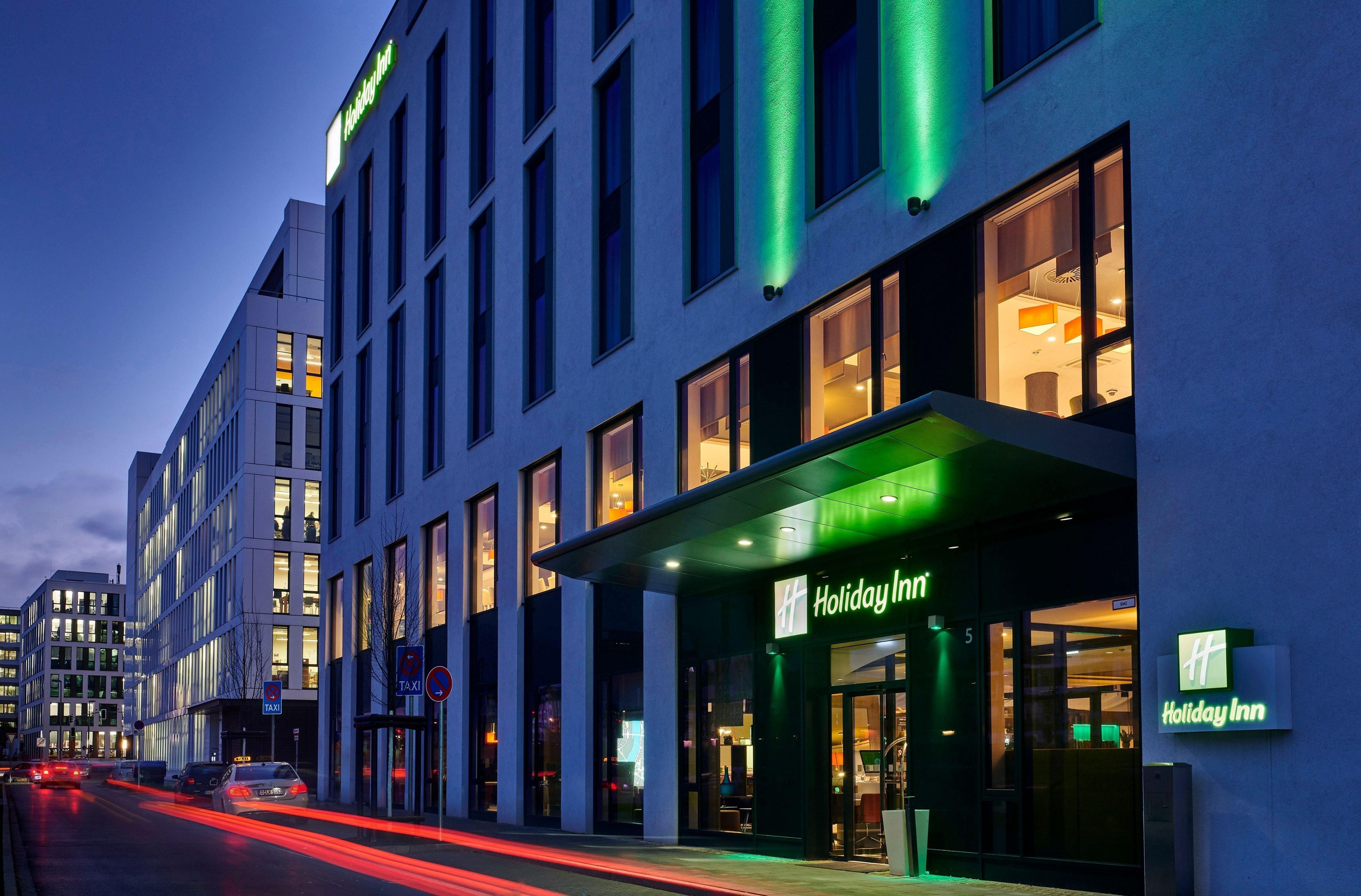 Holiday Inn Duesseldorf City - Toulouser Allee, An Ihg Hotel Exterior photo